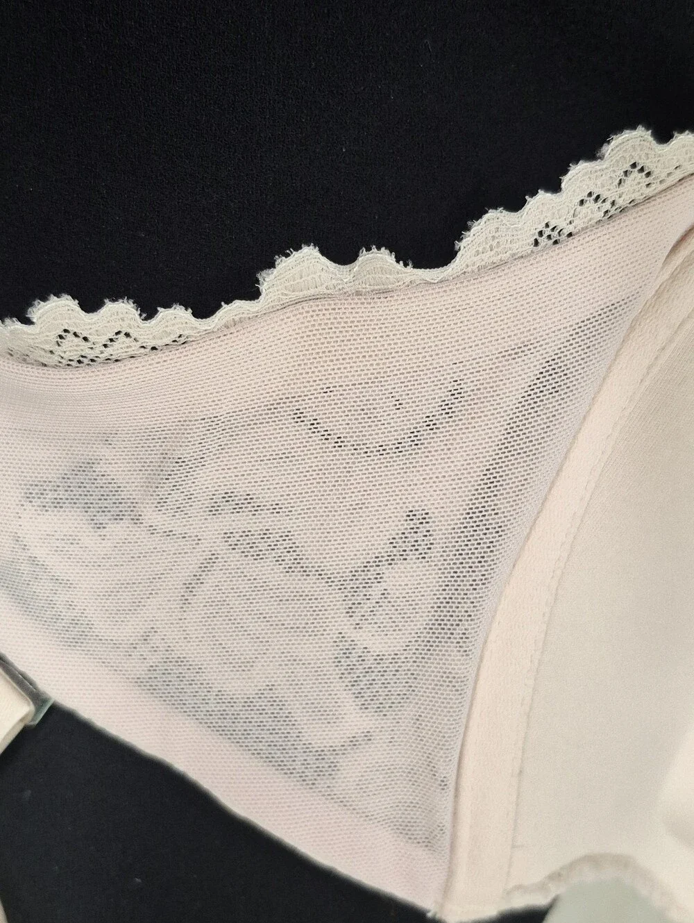 34F Fredericks of Hollywood Jessica Lace Deep Plunge Push‎ Up UW Bra Beige NWT